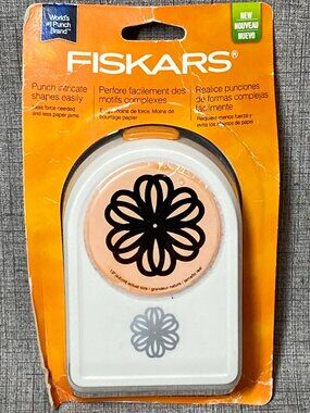 Craft Punch Large Size Neutron Dance Fiskars 1.9” New in Package Retired